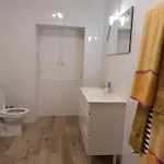 Oliveiras Apartment *
