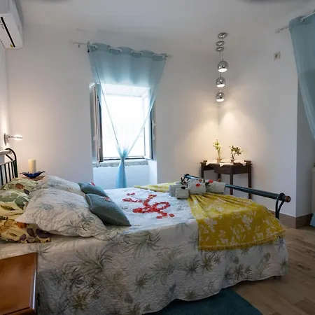 Oliveiras Apartment